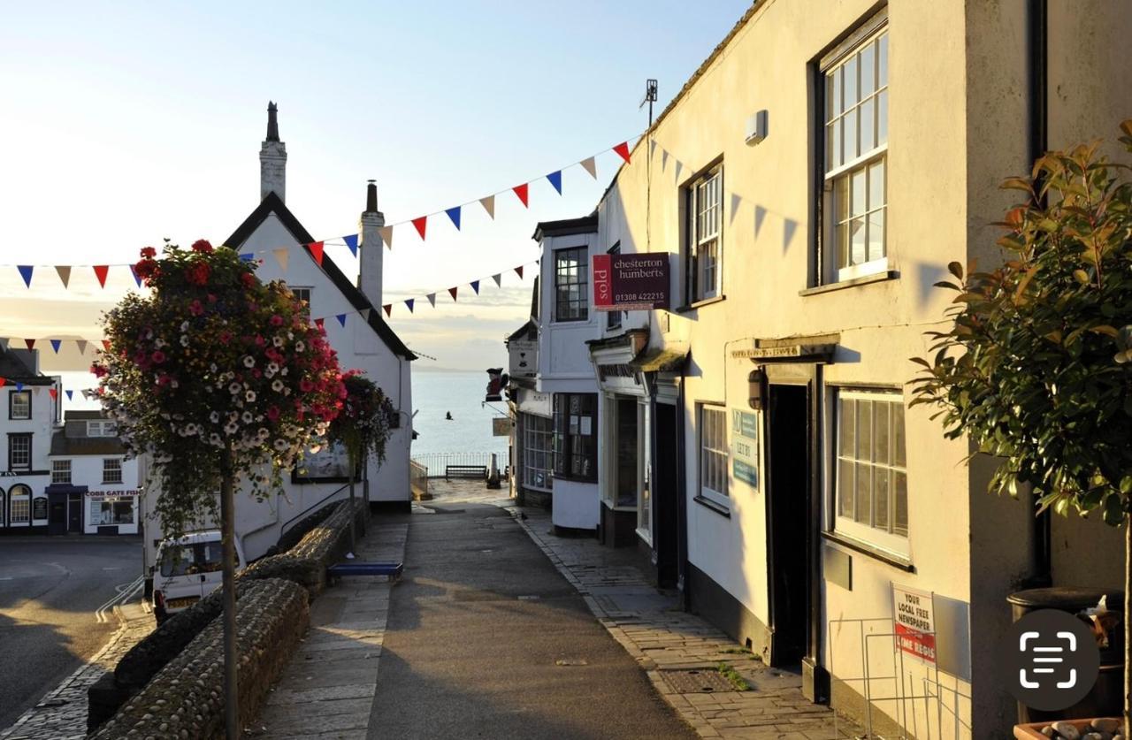 High Tides Apartman Lyme Regis Kültér fotó