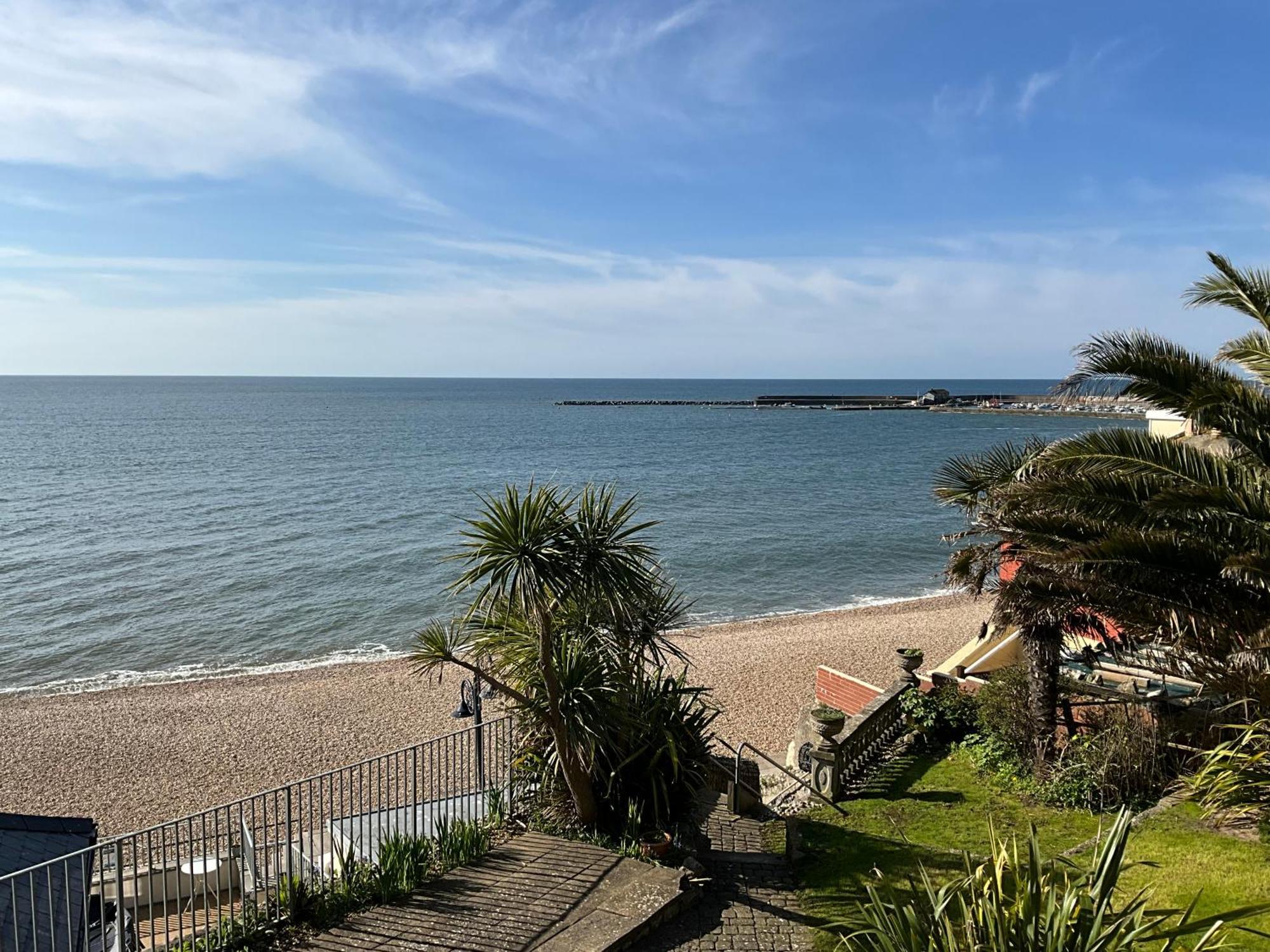 High Tides Apartman Lyme Regis Kültér fotó