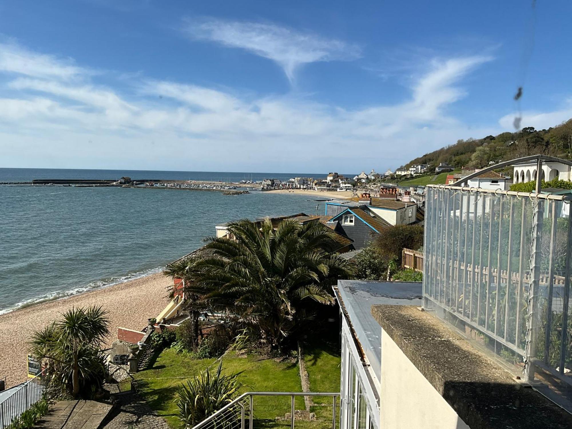 High Tides Apartman Lyme Regis Kültér fotó